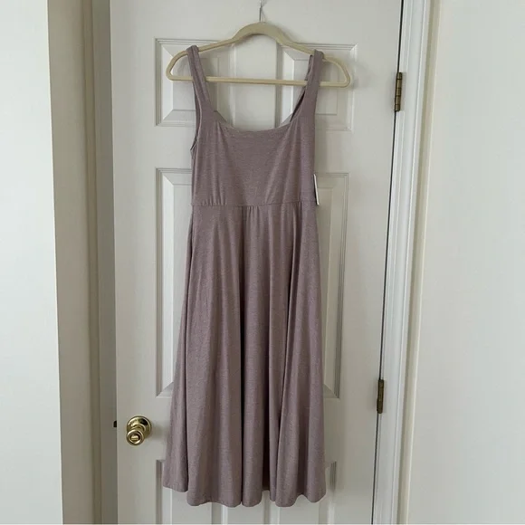 Beyond Yoga Featherweight At The Ready Square Neck Dress in Chai, Medium NWT - Picture 2 of 10